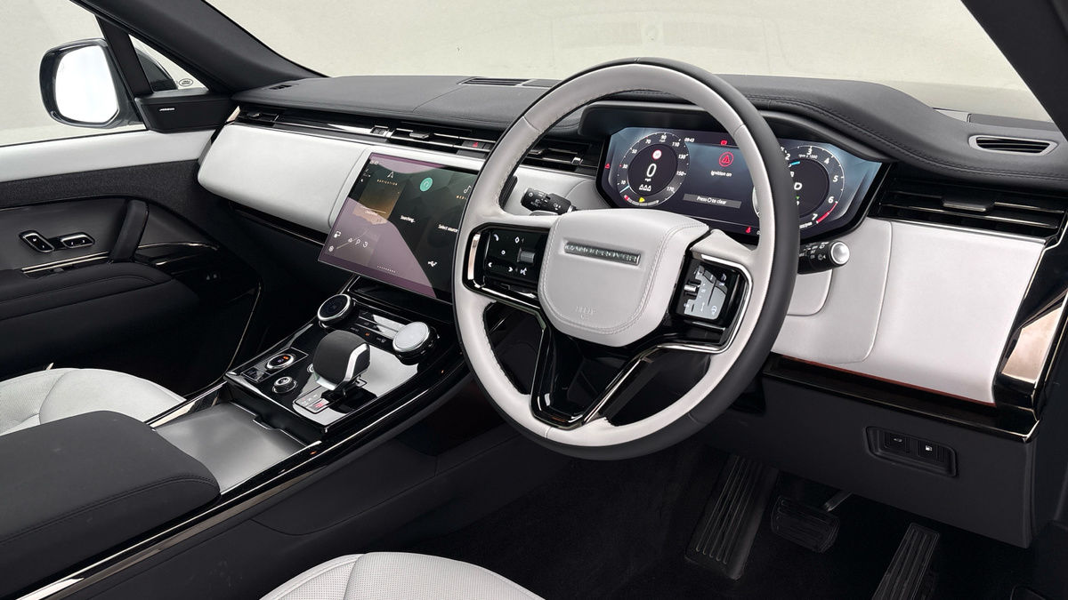 Land Rover Range Rover Sport Image 5