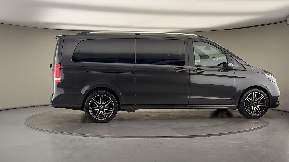 More views of Mercedes-Benz V Class