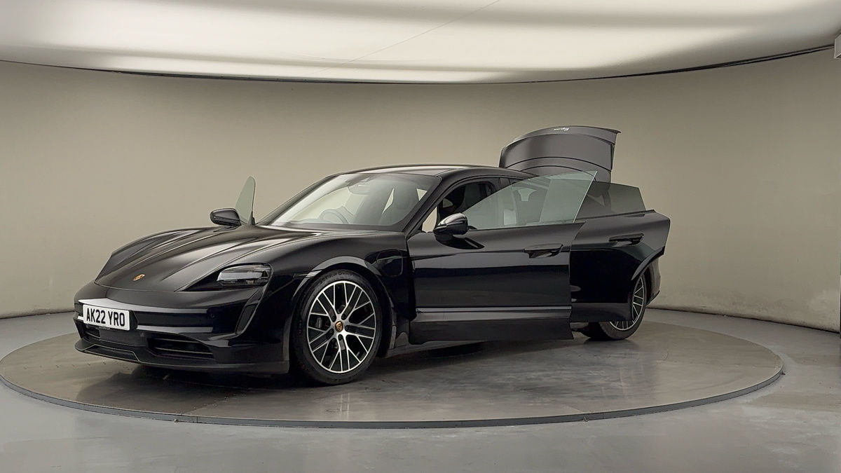 Porsche Taycan Image 22
