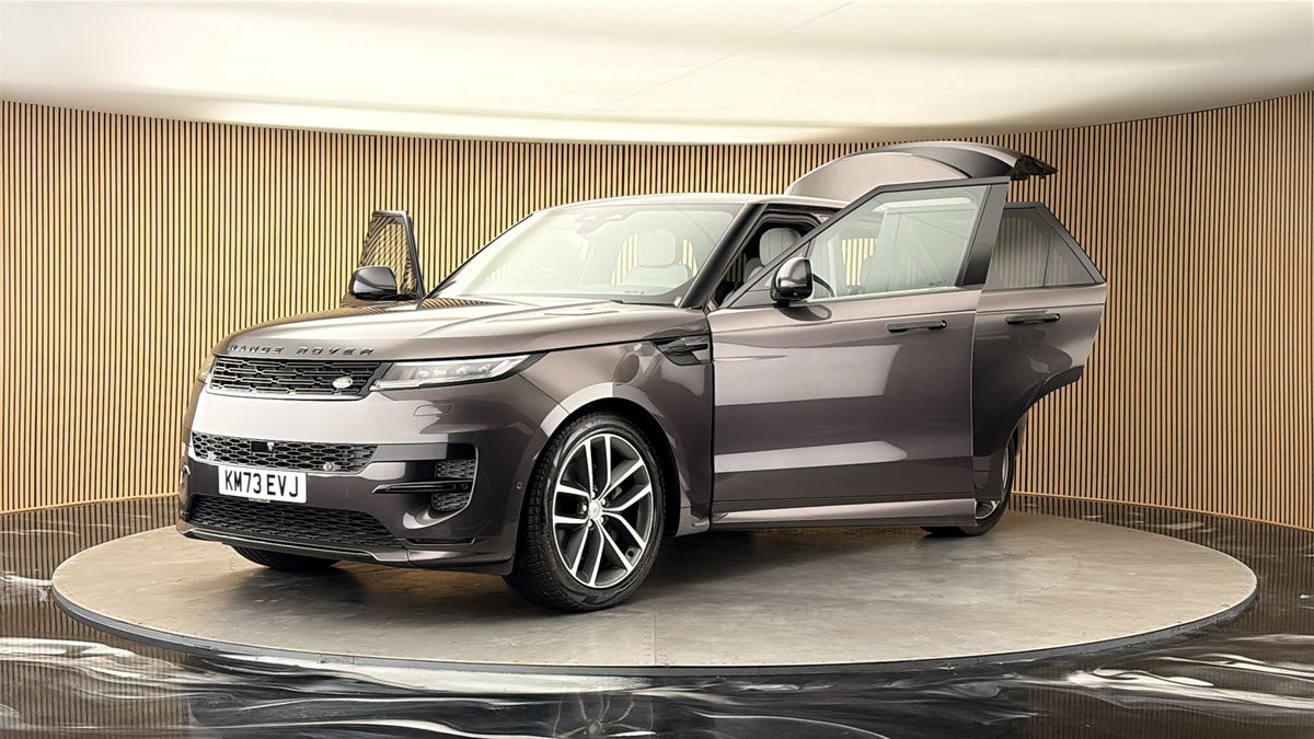 More views of Land Rover Range Rover Sport