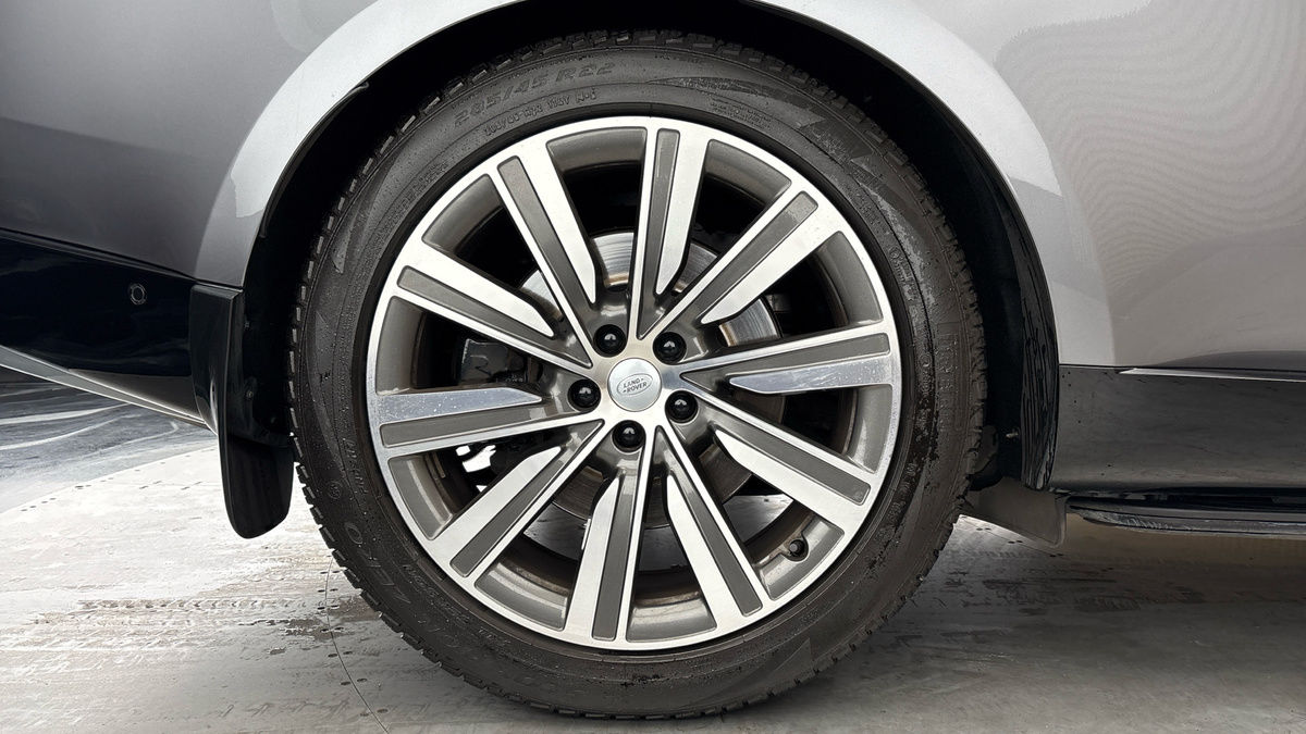 Land Rover Range Rover Image 10