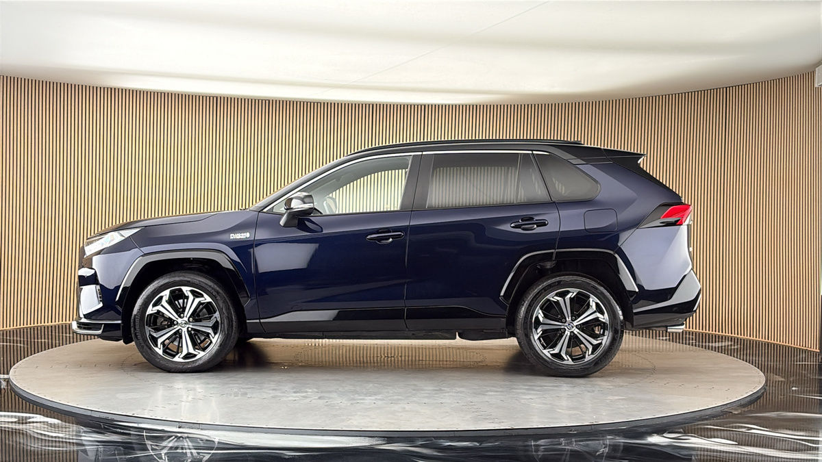 Toyota RAV4 Image 15