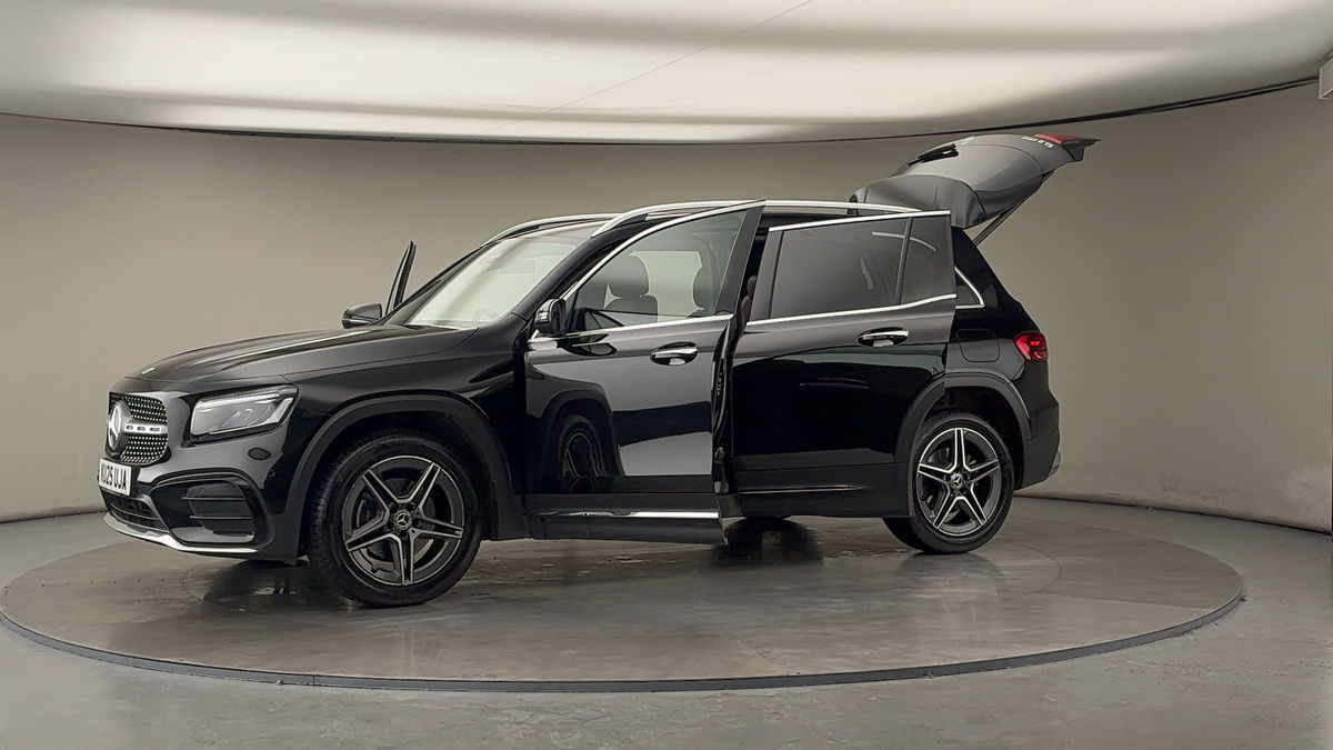 More views of Mercedes-Benz GLB