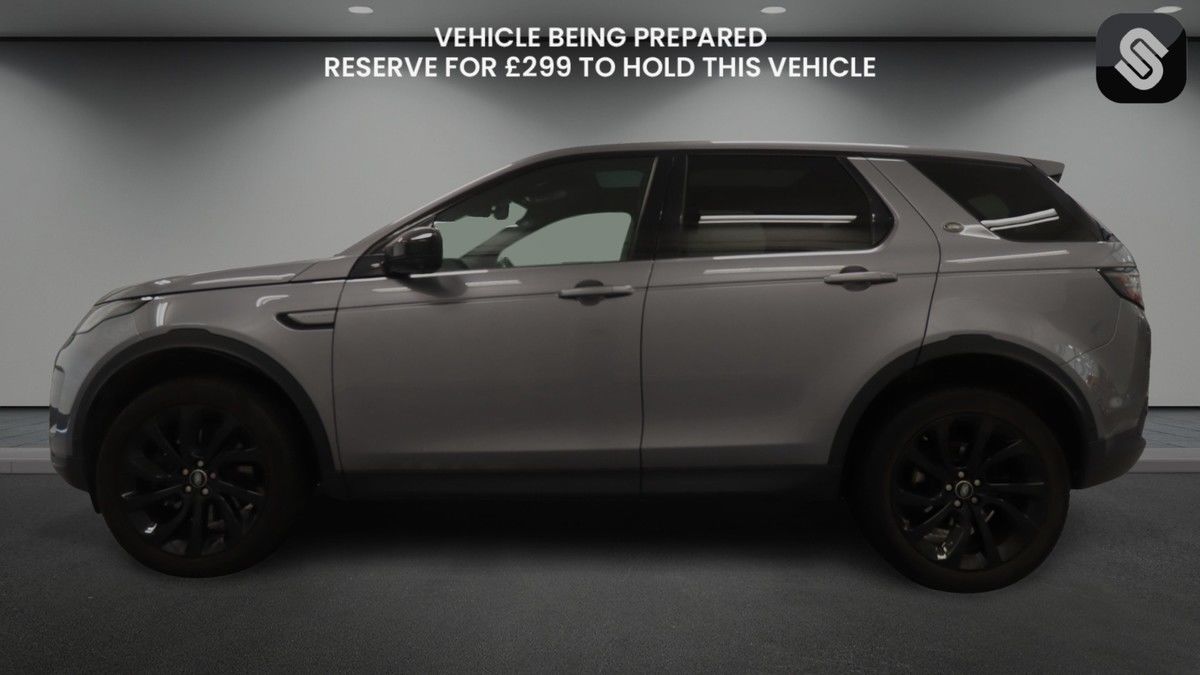 Land Rover Discovery Sport Image 6