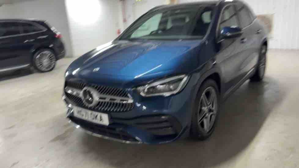 More views of Mercedes-Benz GLA