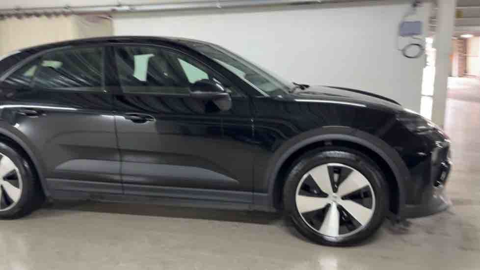 More views of Porsche Macan