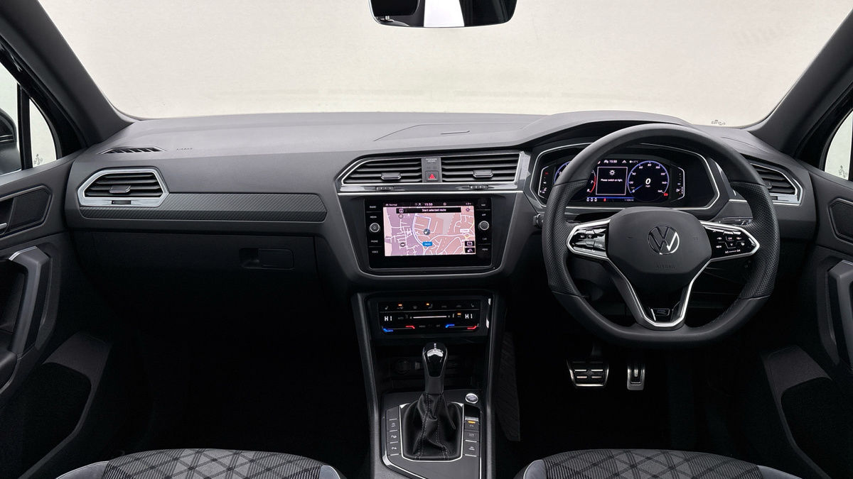 Volkswagen Tiguan Image 12
