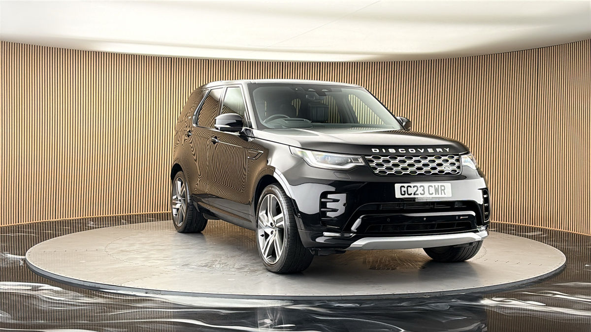 More views of Land Rover Discovery