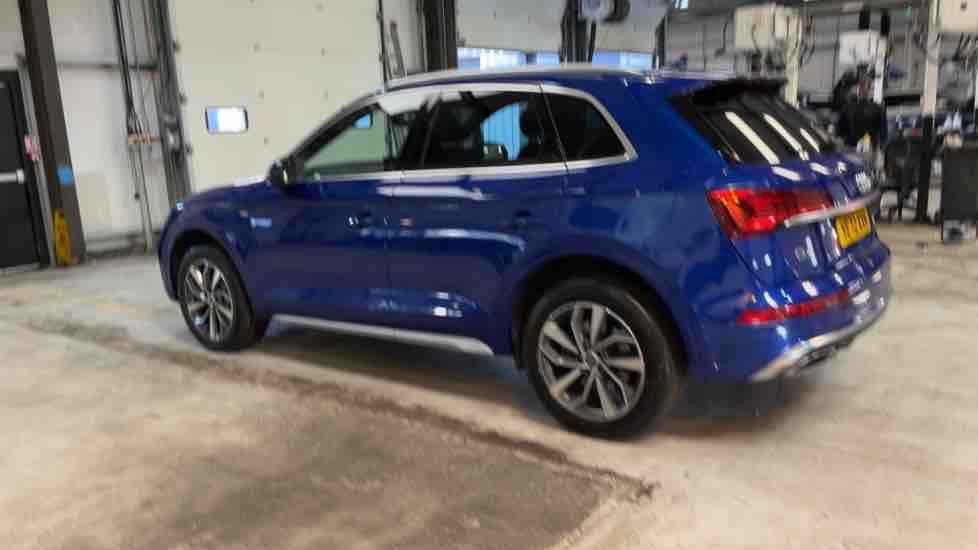 More views of Audi Q5