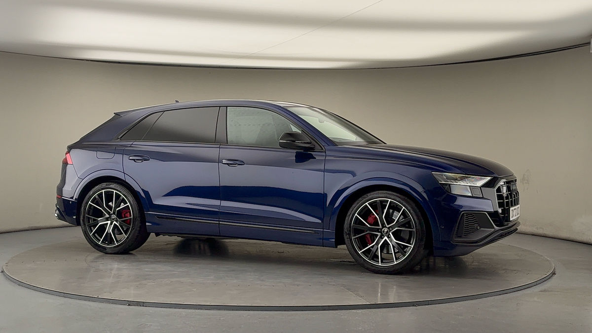 More views of Audi SQ8