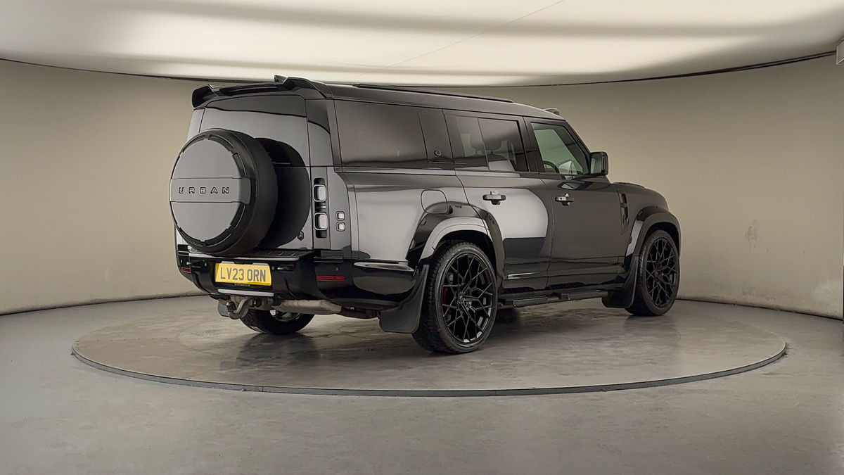 More views of Land Rover Defender 130