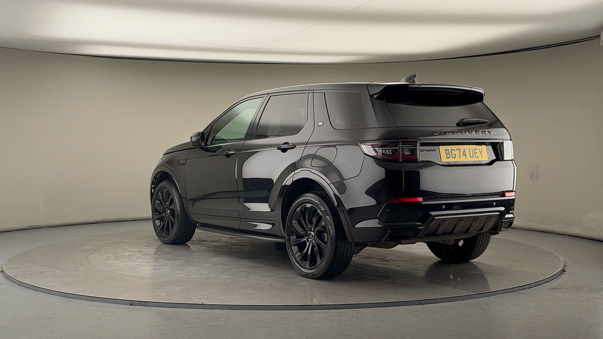 Land Rover Discovery Sport Image 2