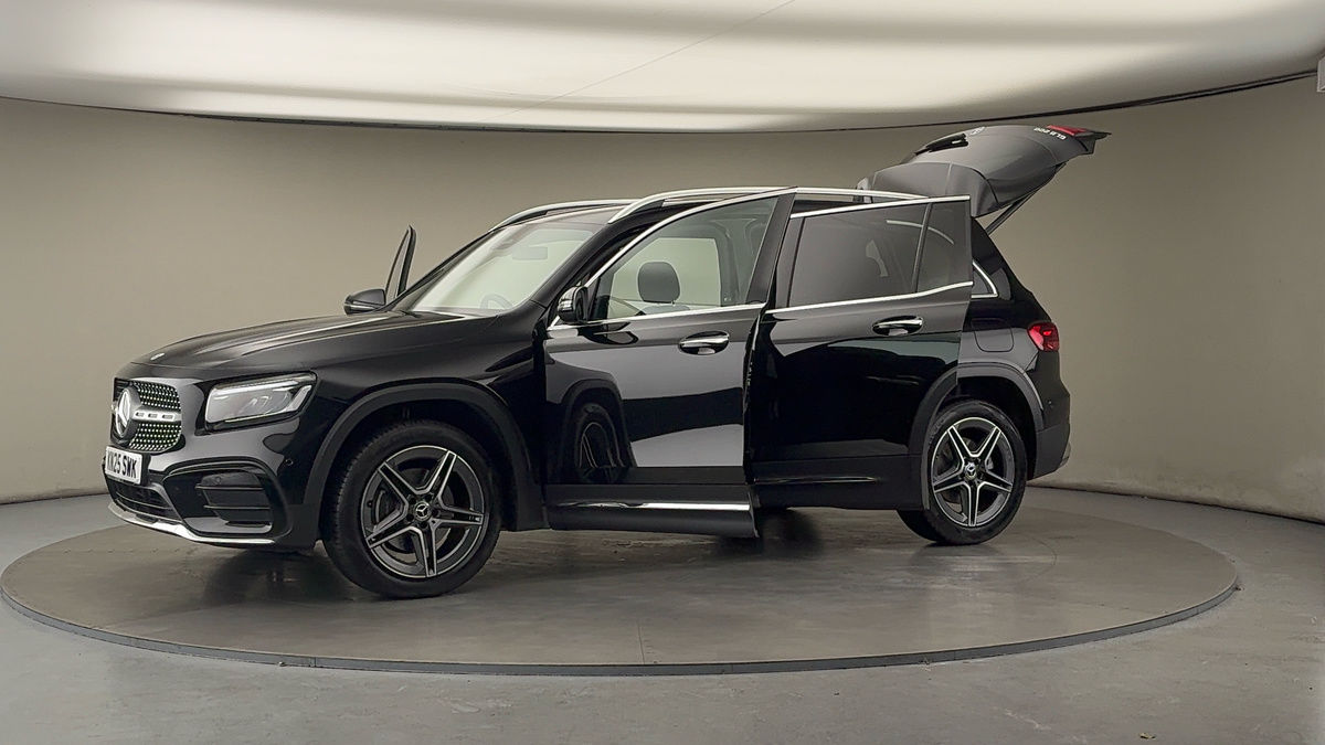 More views of Mercedes-Benz GLB