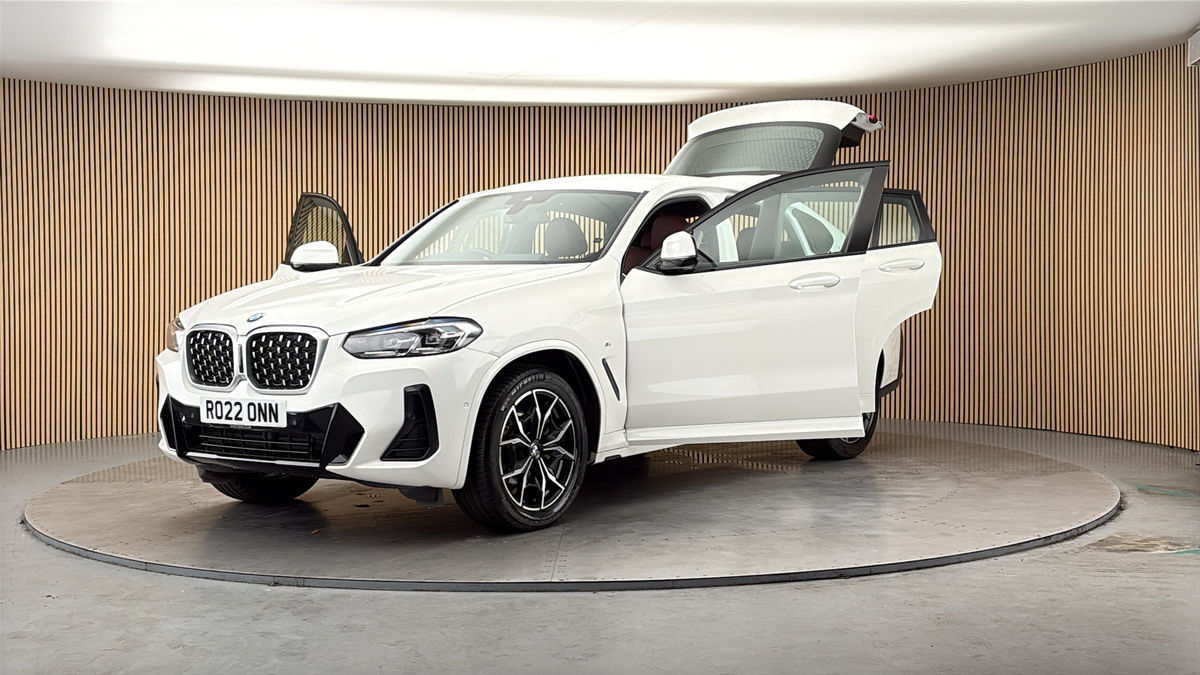 More views of BMW X4
