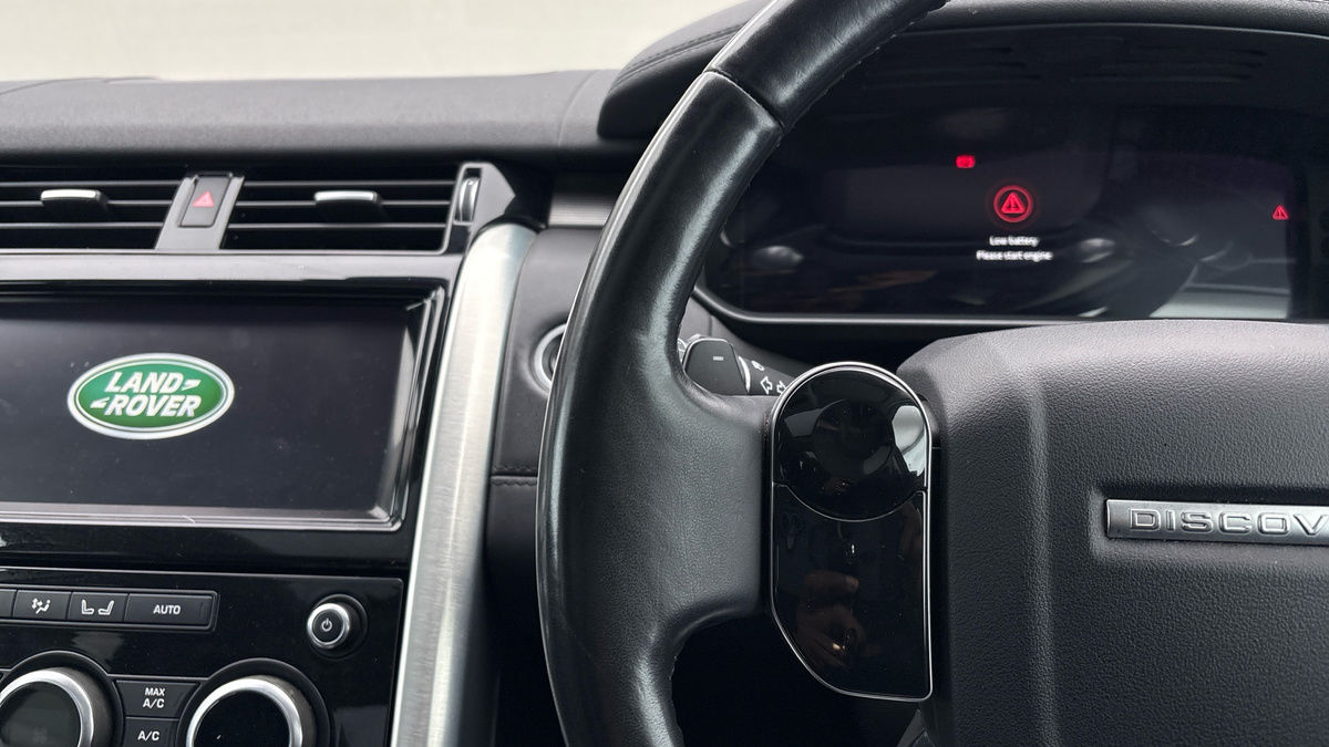 Land Rover Discovery Image 13