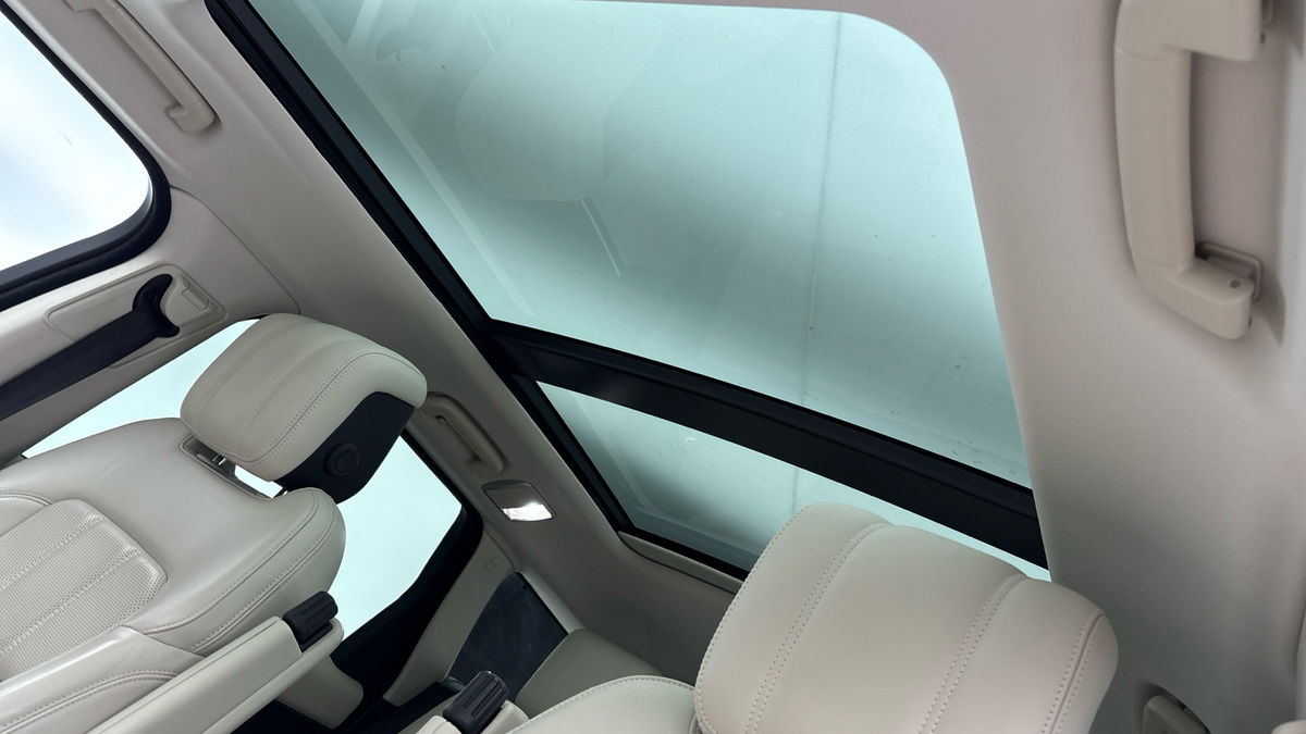 Land Rover Range Rover Sport Image 6