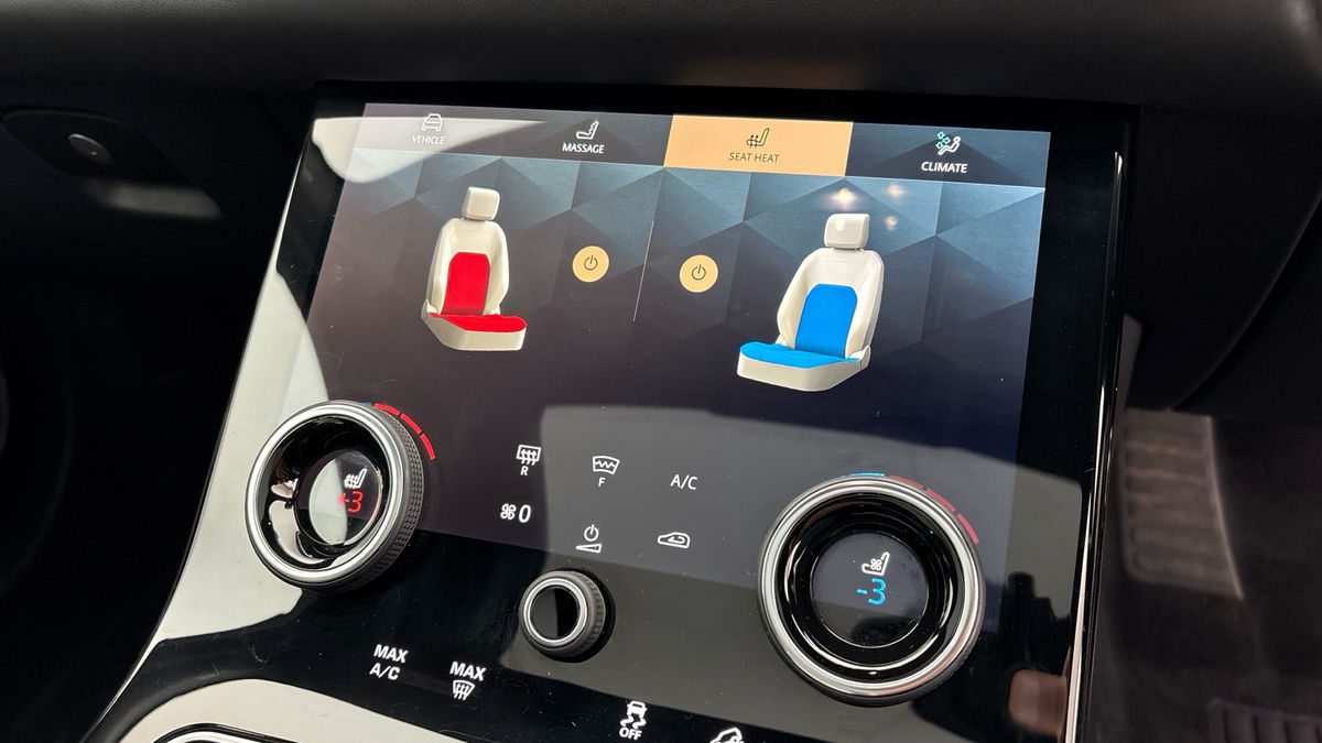 Land Rover Range Rover Velar Image 29