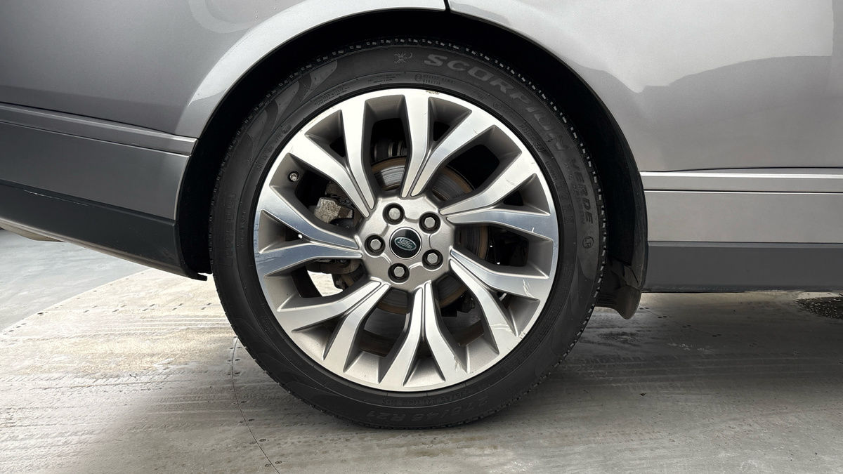 Land Rover Range Rover Image 10
