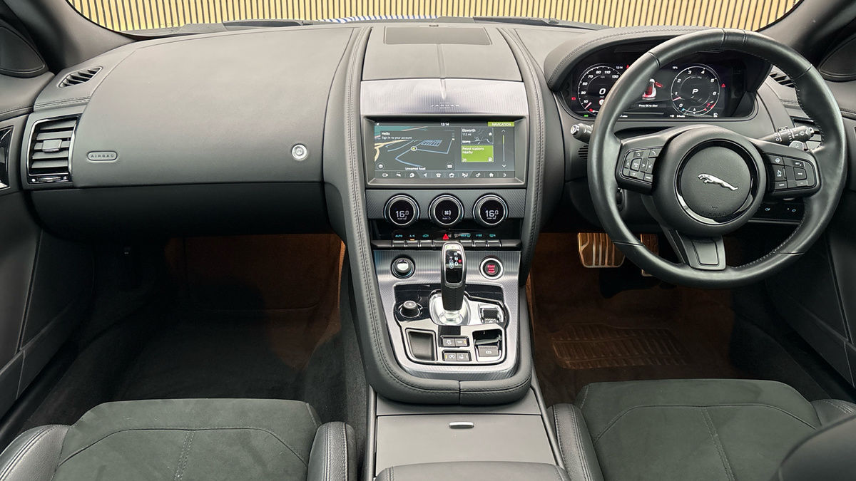 Jaguar F-Type Image 12