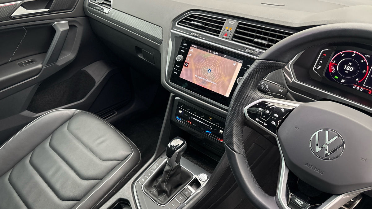 Volkswagen Tiguan Image 18