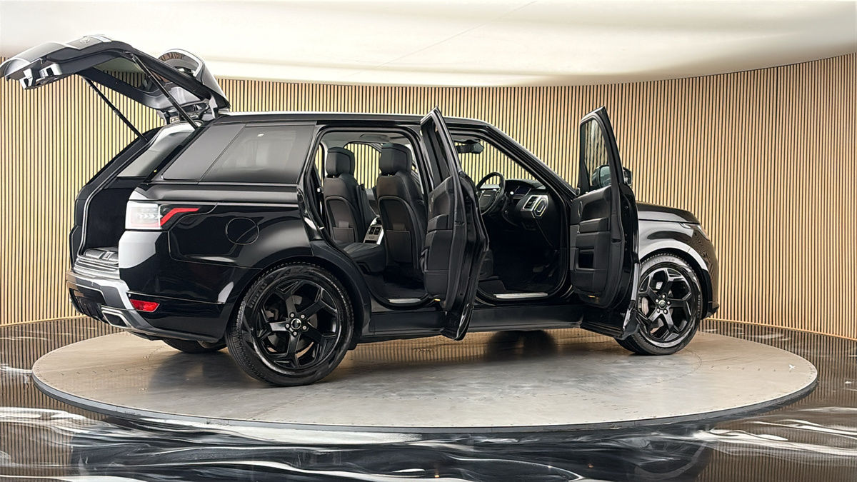 More views of Land Rover Range Rover Sport