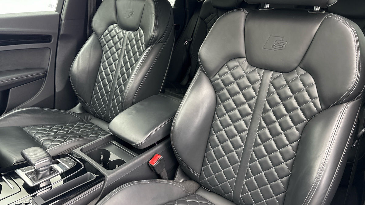 Audi Q5 Image 7
