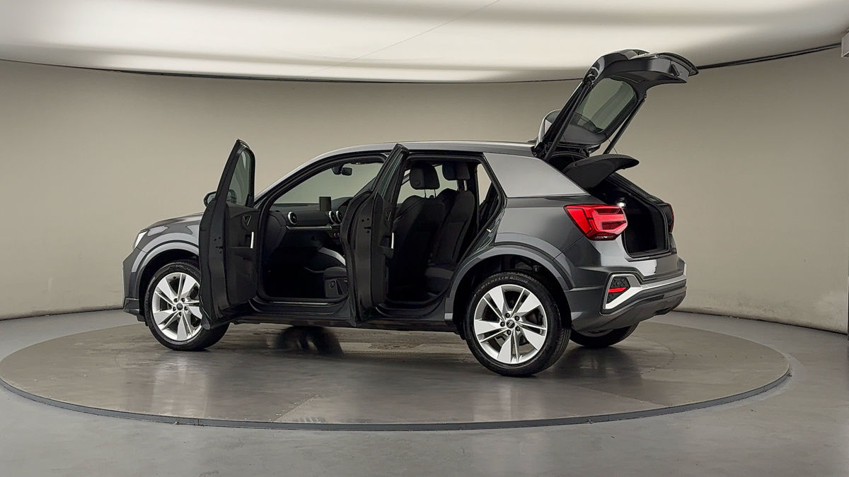 More views of Audi Q2