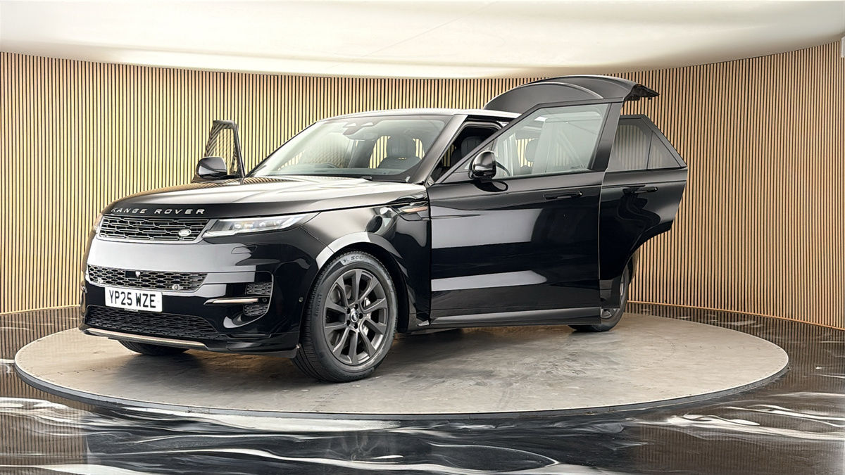 More views of Land Rover Range Rover Sport