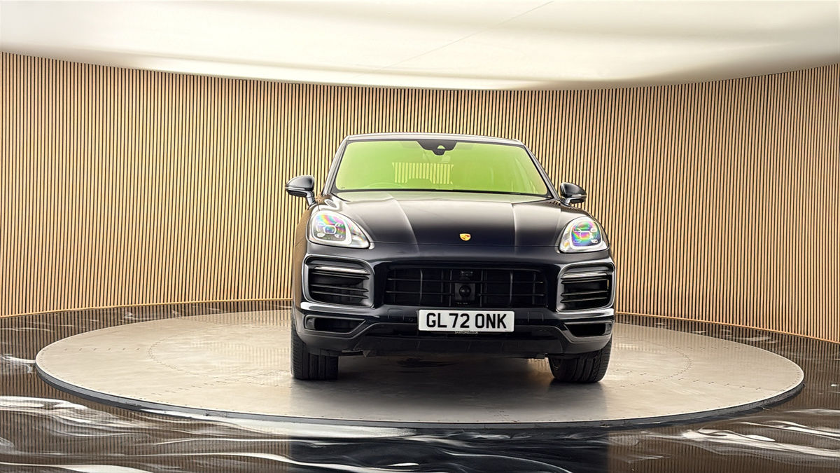 More views of Porsche Cayenne