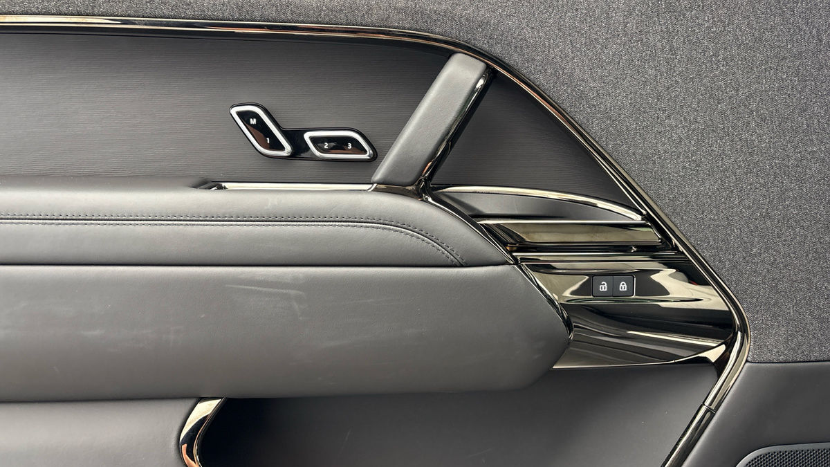 Land Rover Range Rover Sport Image 19