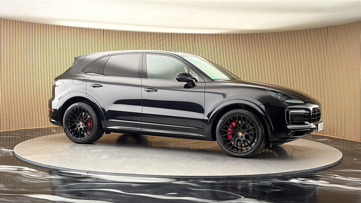 More views of Porsche Cayenne