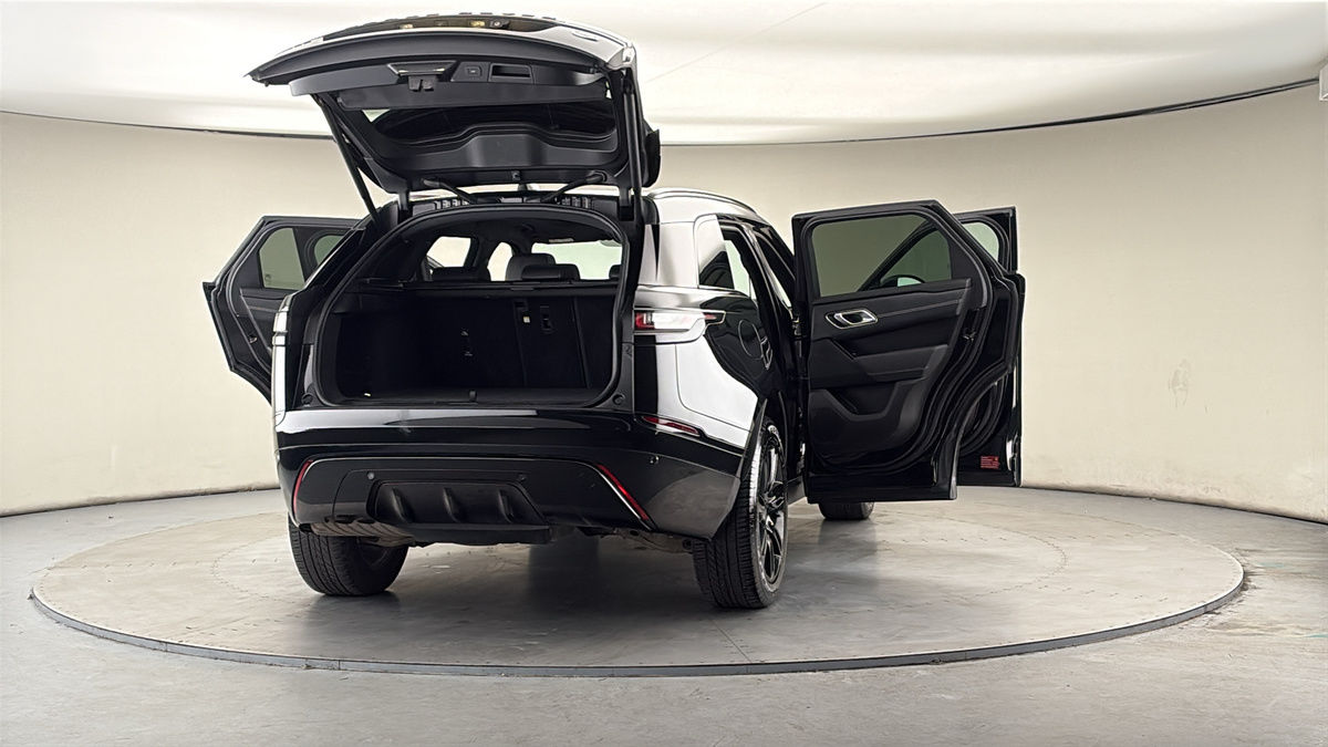 More views of Land Rover Range Rover Velar