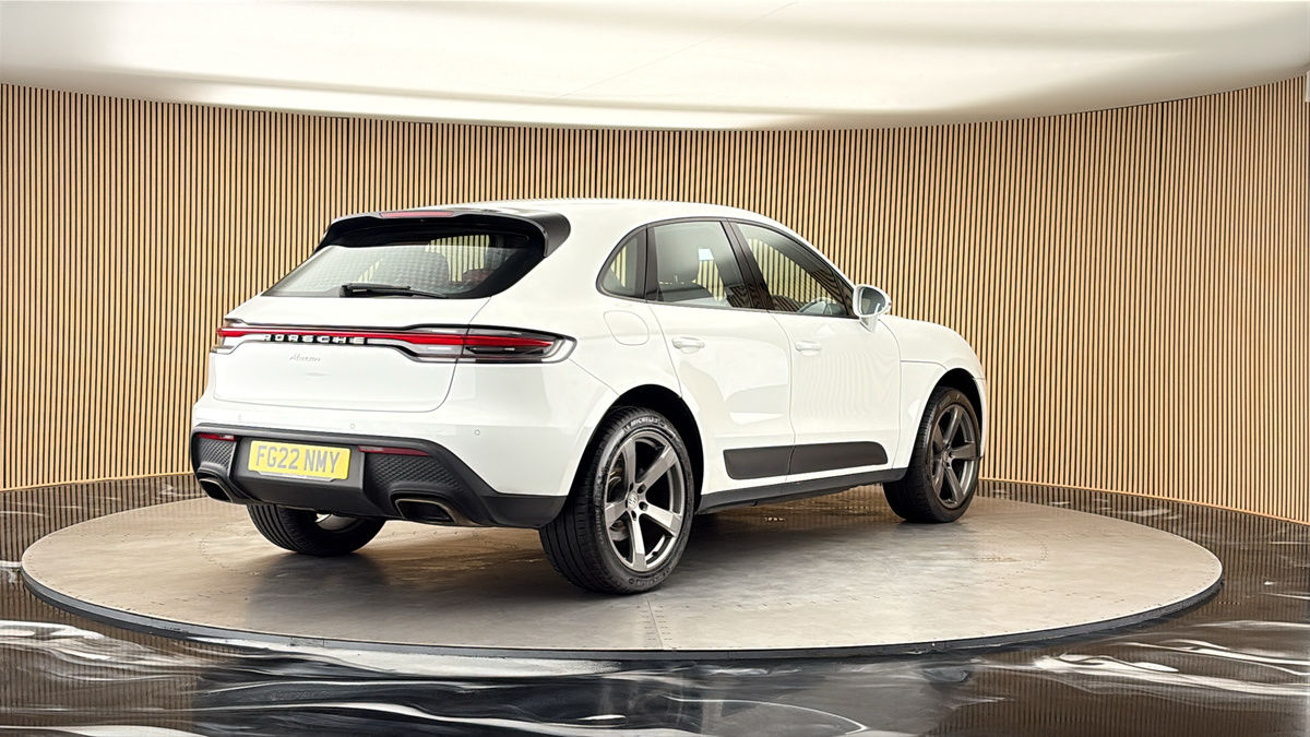 More views of Porsche Macan