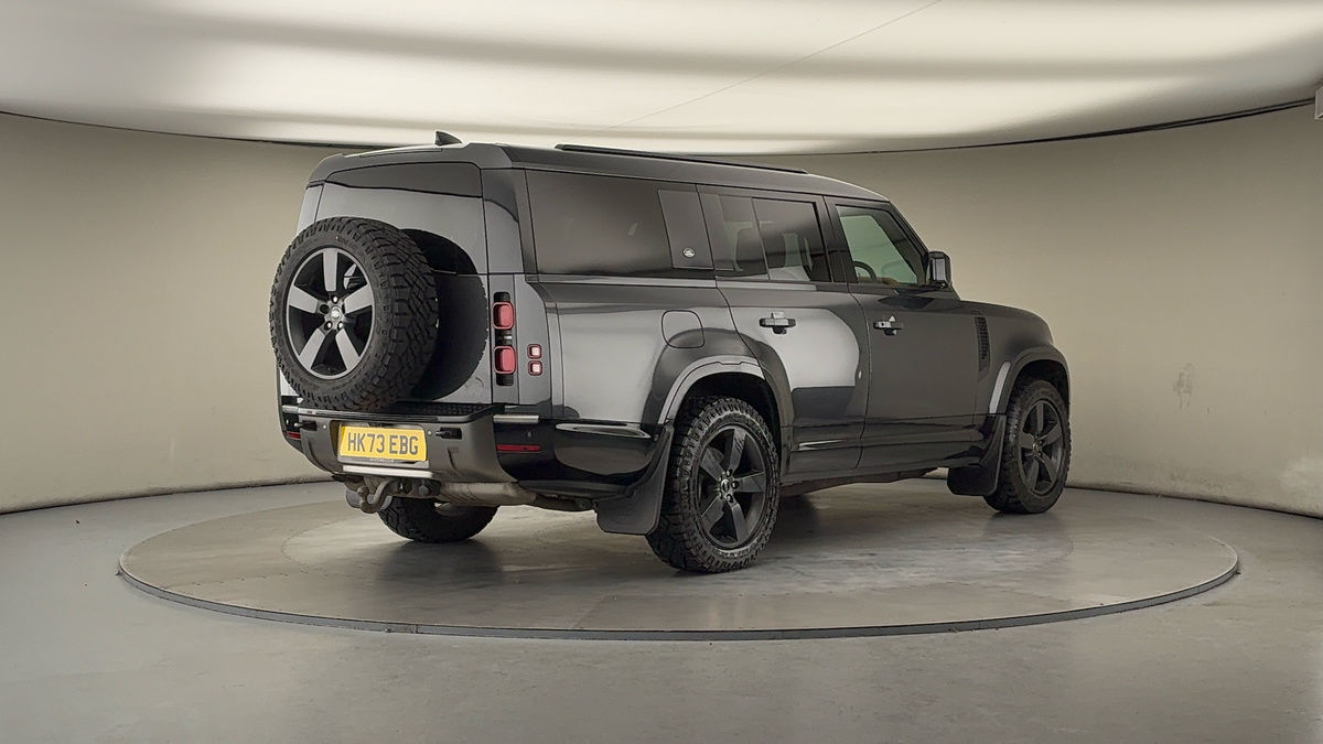 More views of Land Rover Defender 130