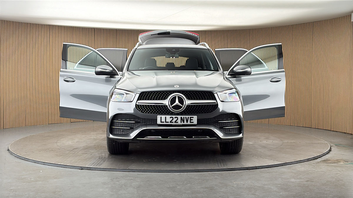 More views of Mercedes-Benz GLE