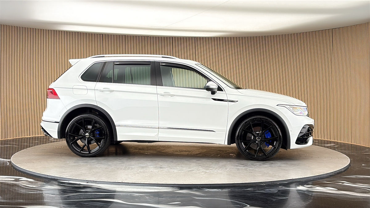 More views of Volkswagen Tiguan