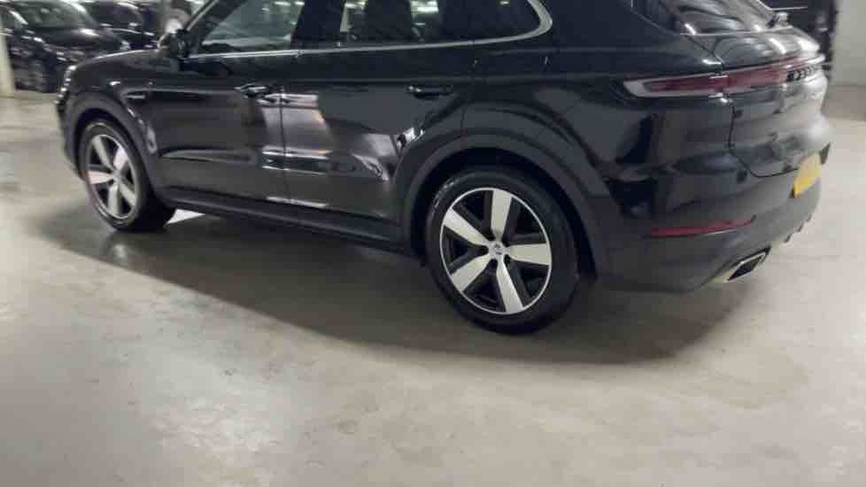 More views of Porsche Cayenne