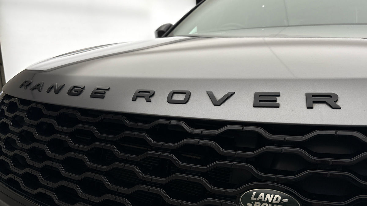Land Rover Range Rover Velar Image 24