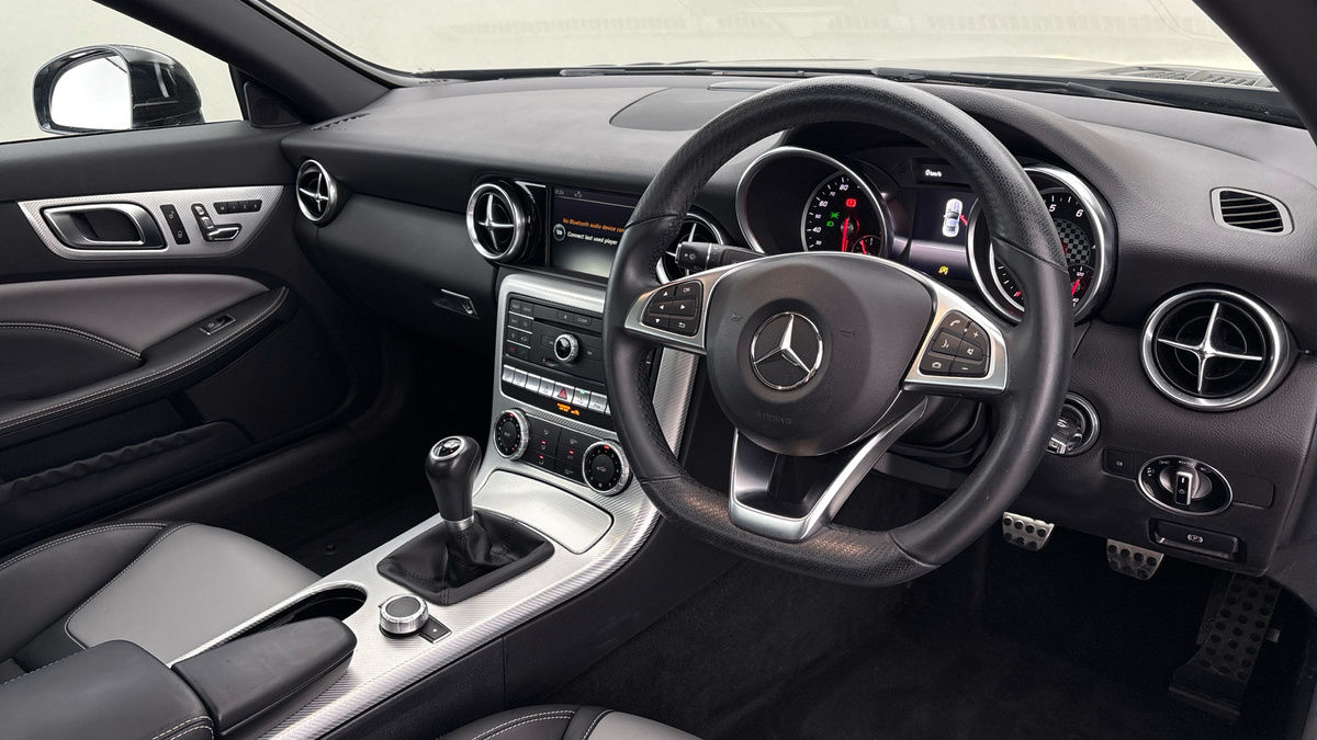 Mercedes-Benz SLC Image 5