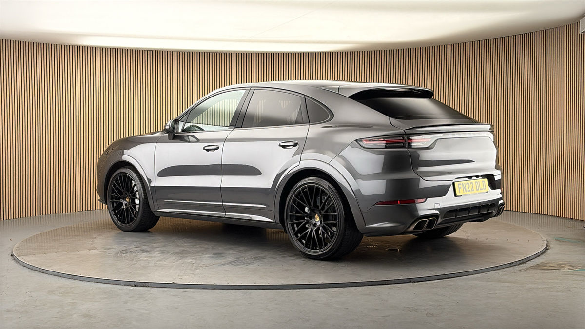 More views of Porsche Cayenne