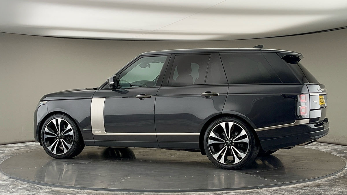 More views of Land Rover Range Rover