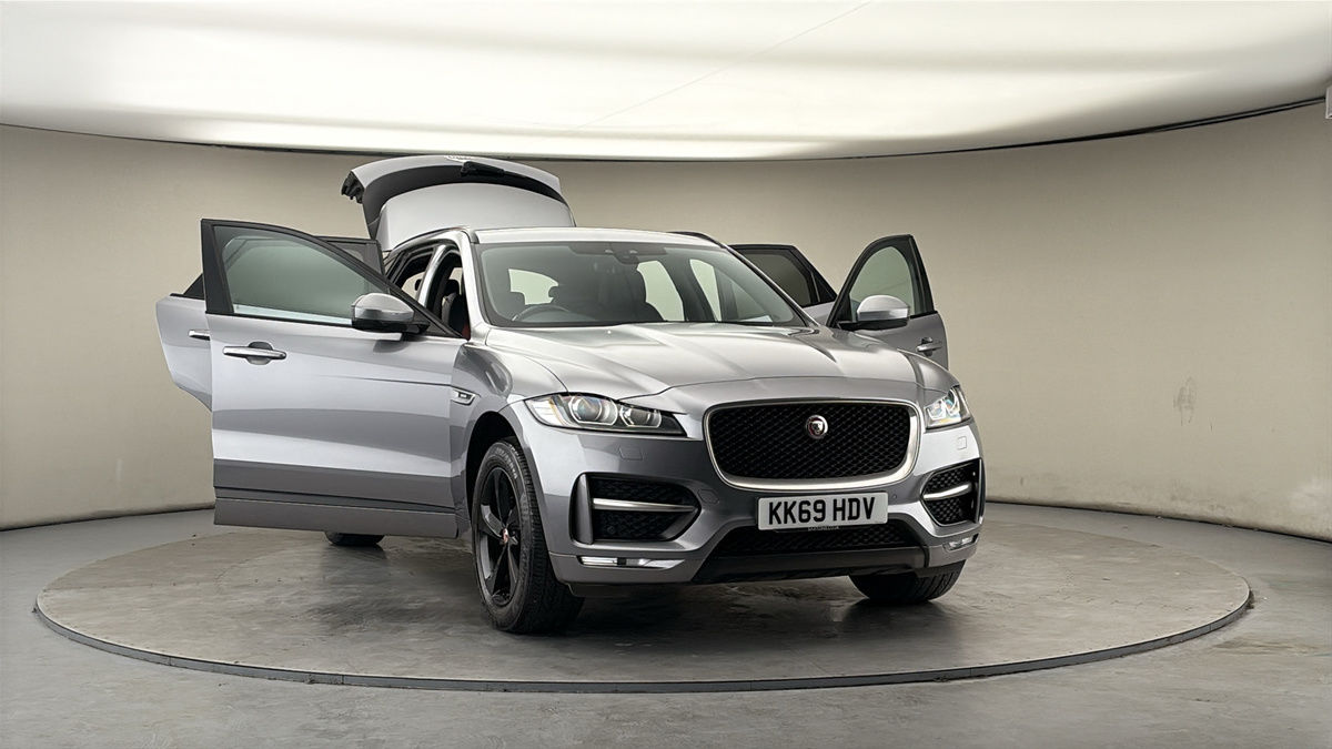 More views of Jaguar F-PACE