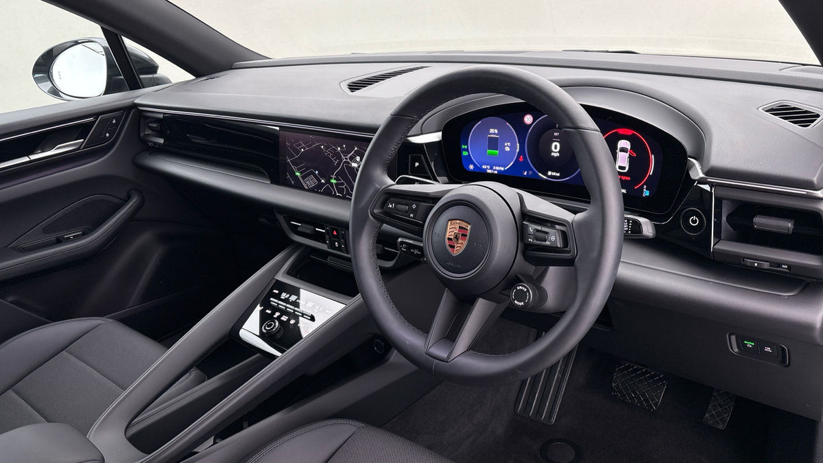 Porsche Macan Image 5