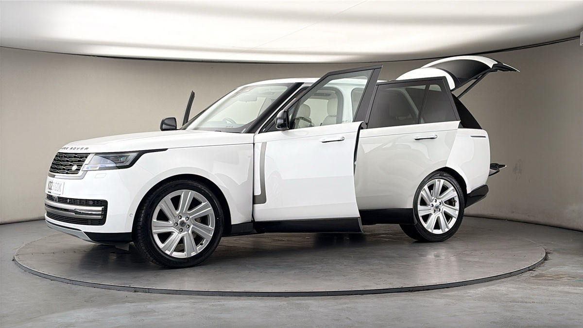 More views of Land Rover Range Rover