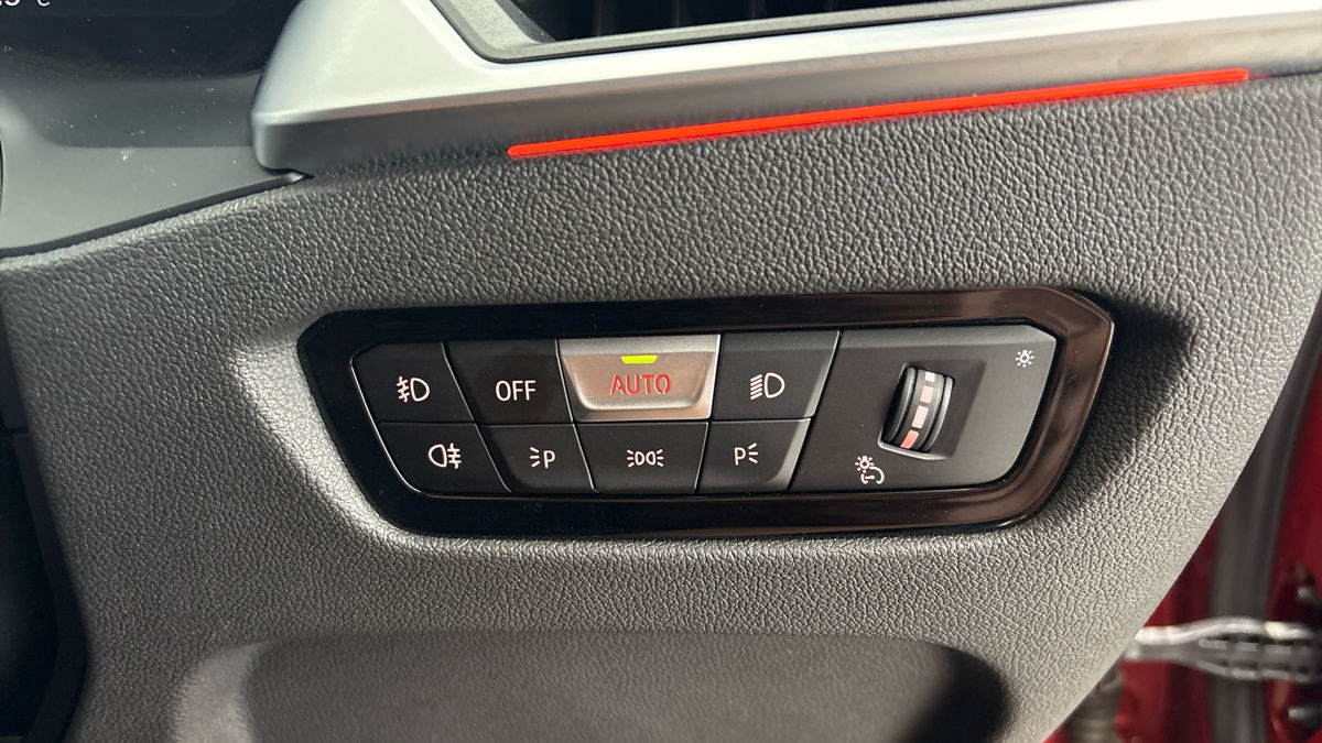 BMW 3 Series Image 26