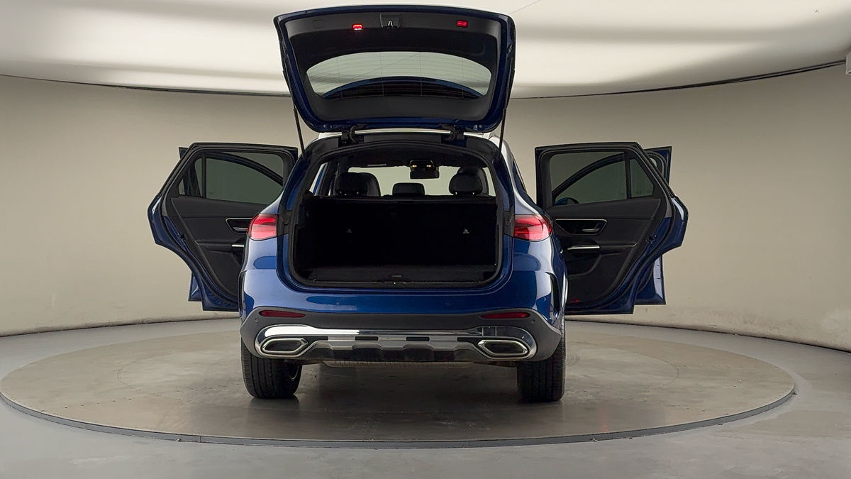 More views of Mercedes-Benz GLC