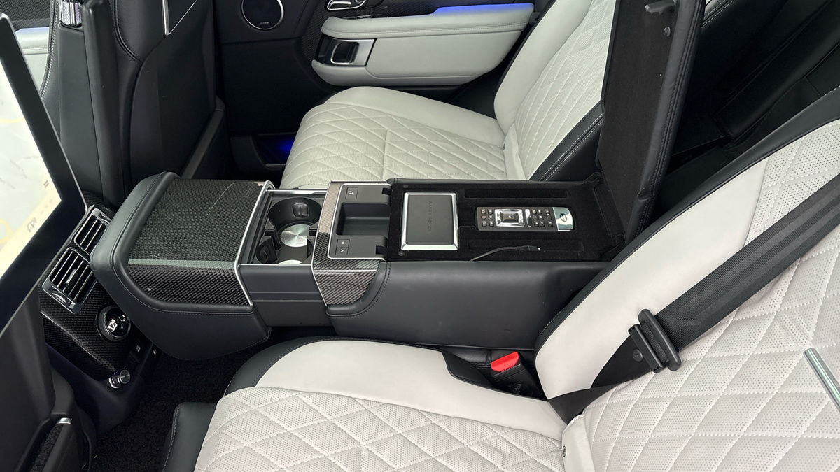 Land Rover Range Rover Image 9