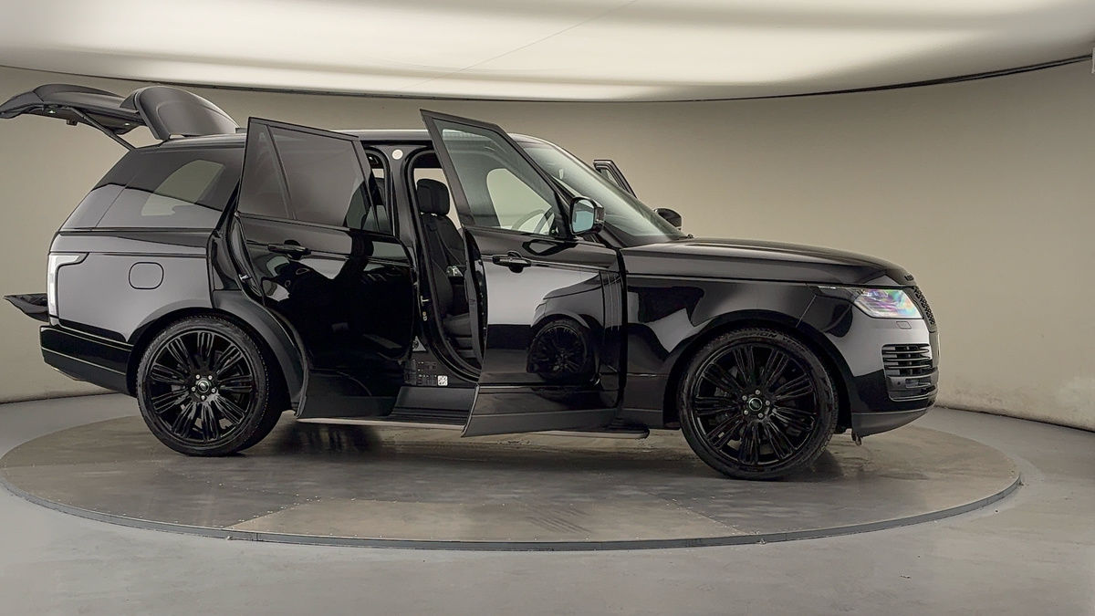 More views of Land Rover Range Rover
