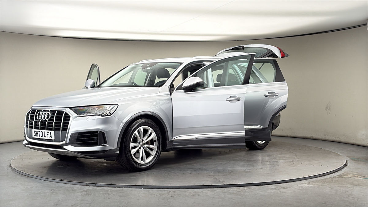 Audi Q7 Image 22