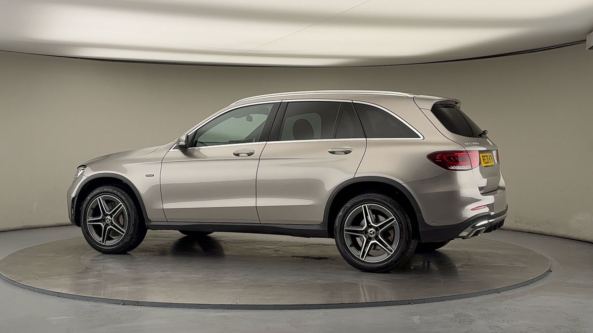 More views of Mercedes-Benz GLC
